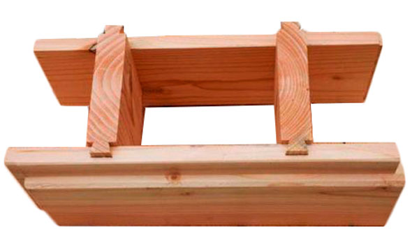 деревянный полый блок
